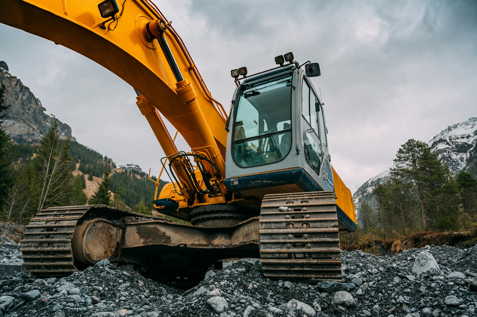 Équipement de construction sur un chantier